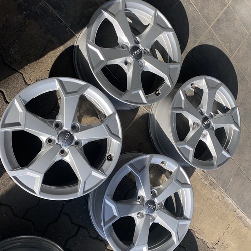 Original Felgensatz Audi Q3 Felgensatz 6,5x17 ET38 83A071497 - Bild 4 von 7