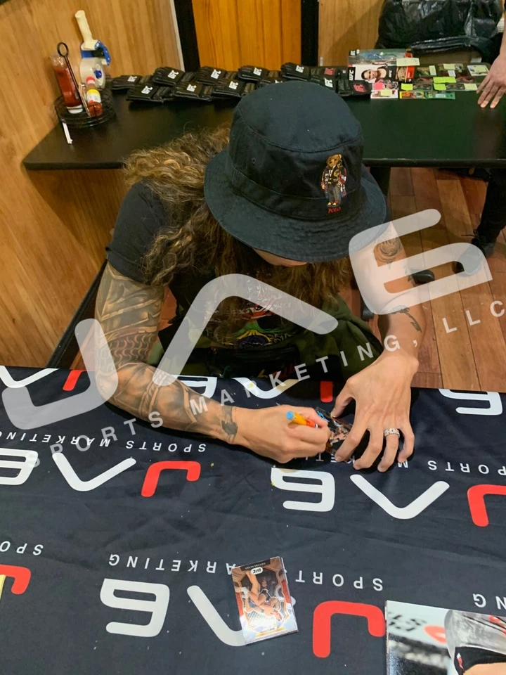 Amanda Nunes auto 2021 Panini Chronicles Playoff card #64 UFC PSA Encapsulated - Image 3 of 3