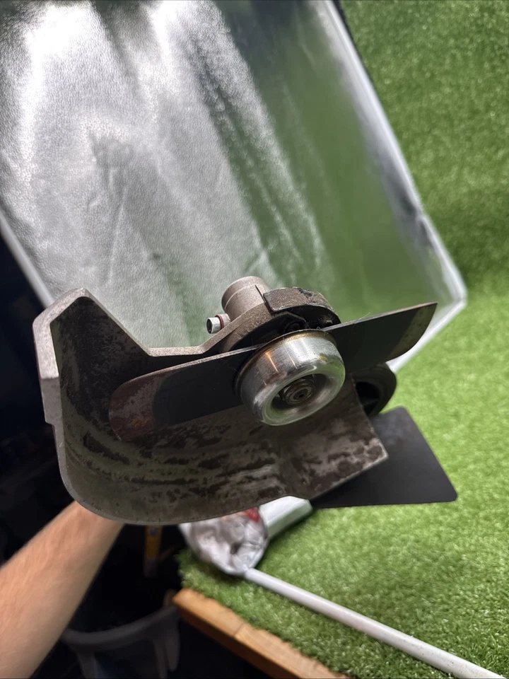 Husqvarna ECA308 Edger attachment - Image 4 of 4