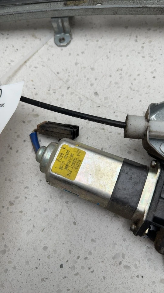 2003 2004 2005 2006 Ford FORD EXPEDITION Left Power Window Motor - Image 3 of 4