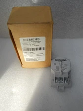 New Siemens 590-504 Pressure Transducer 24 Vac NIB