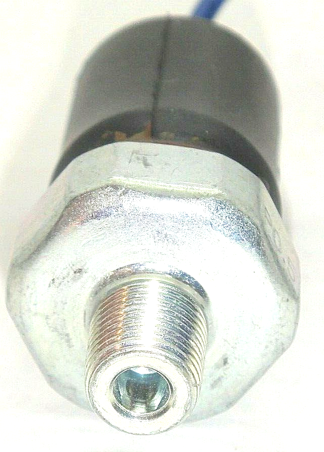masako　オーダー5点 NEW GENUINE/ OEM MC859062 P0.5 OIL PRESSURE SWITCH for