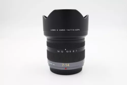 [NEAR MINT] PANASONIC LUMIX 7-14MM F4, MFT LENS