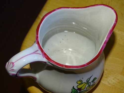 LUNEVILLE ANCIEN CREMIER EN FAIENCE MODELE REVERBERE ROCAILLE hauteur 10 cm - Bild 5 von 7