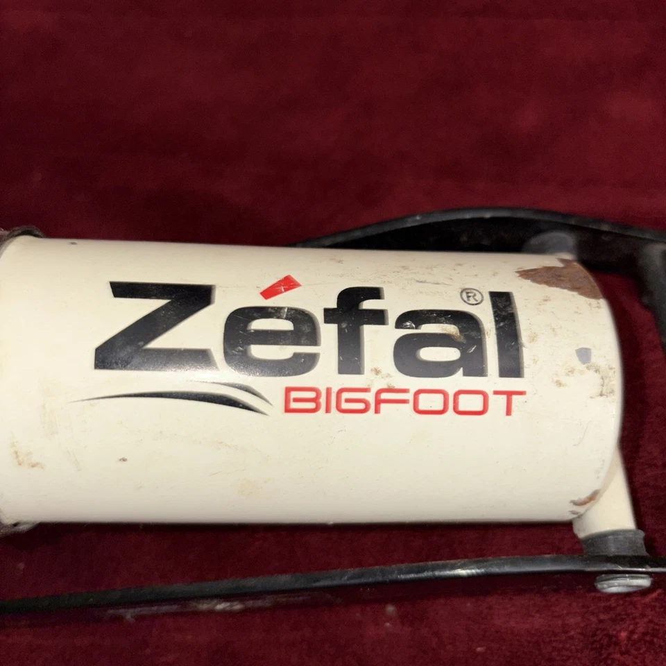 ZEFAL BIGFOOT FLOOR FOOTPUMP - Image 2 of 2