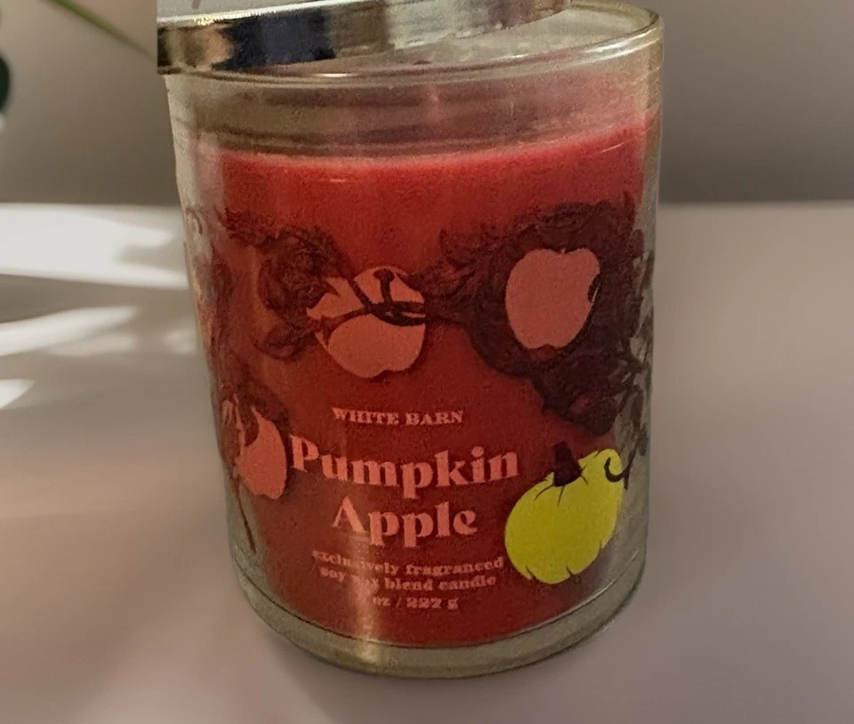 Bath & BodyWorks Pumpkin Apple Single Wick Candle 8oz. - Image 3 of 4