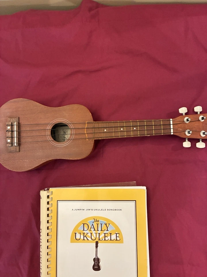 Hohner Ukulele HU 212 - Image 2 of 4