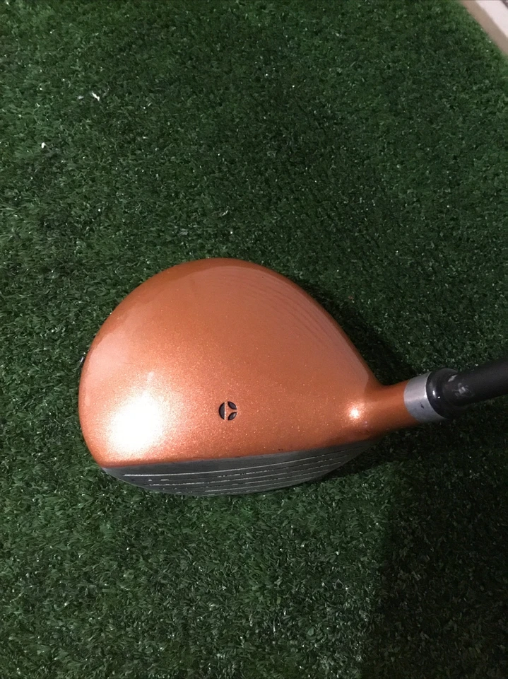 TaylorMade Juniors Burner Set Driver-3 Wood & 9-PW K-40 Graphite Bubble Shafts - Image 4 of 4