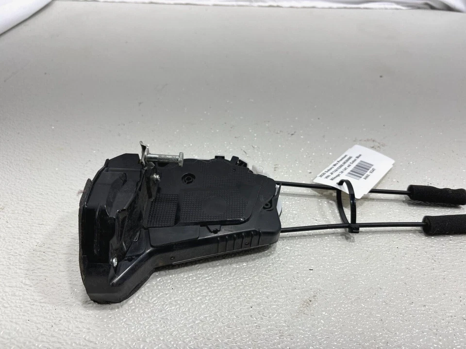 Actuador de cierre de puerta trasero izquierdo Subaru Wrx 2015-2021 Foto 3 de 4