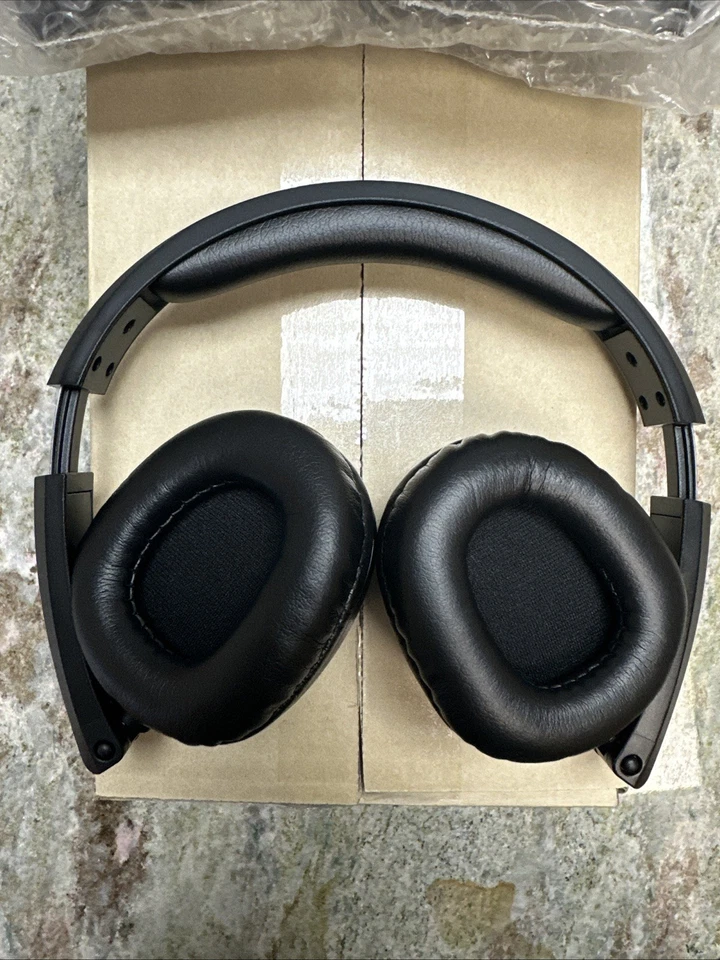 Auriculares inalámbricos OEM Lexus PT922-00160 DVD Auriculares de entretenimiento (Juego de 2) Foto 4 de 4