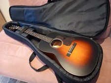 Eastman E1 00SS-SB acoustic guitar with fitted pick-up