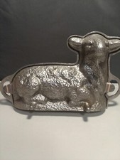 Molde para pasteles vintage raro de aluminio fundido martillado de 2 piezas