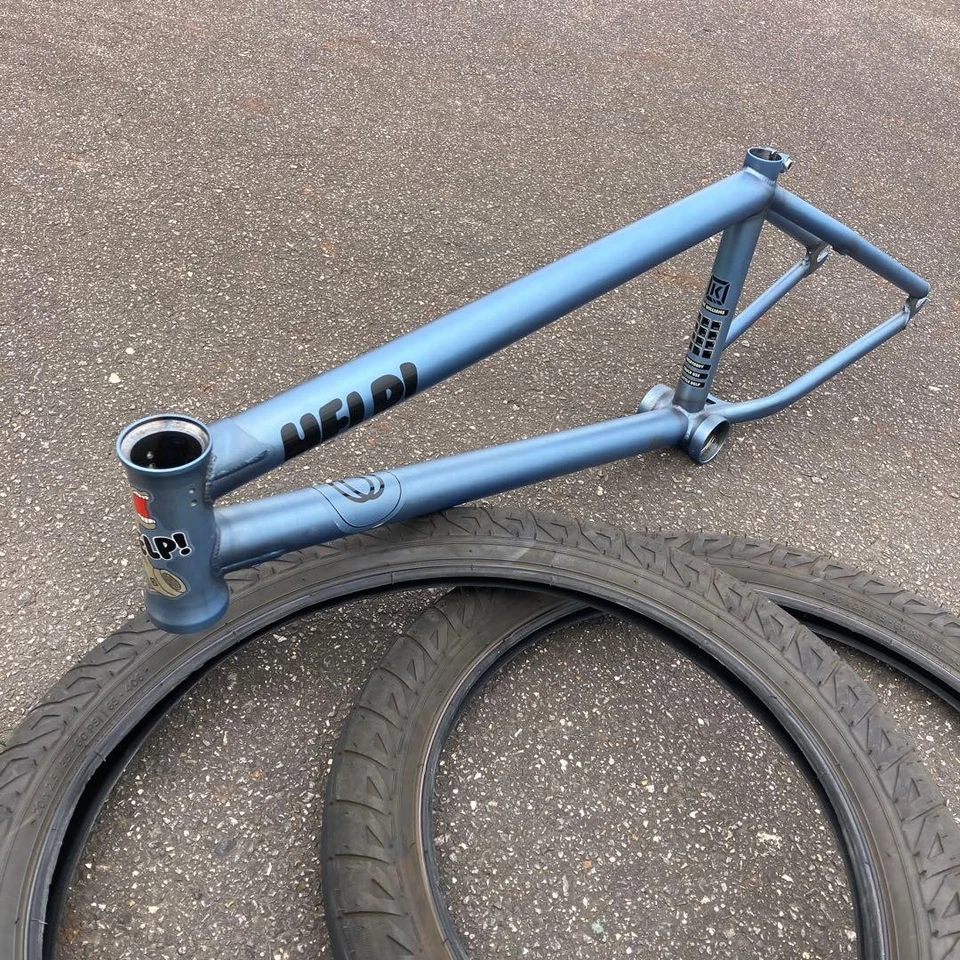 [Aichi Mikawa Hand Delivery] KINK BMX WILLIAMS Frame & Tire - Image 3 of 4