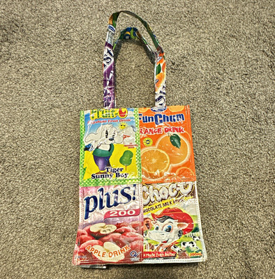 Reusable Upcycled Drink/Snack Pouch Plastic Tote Bag, Multicolor, Medium