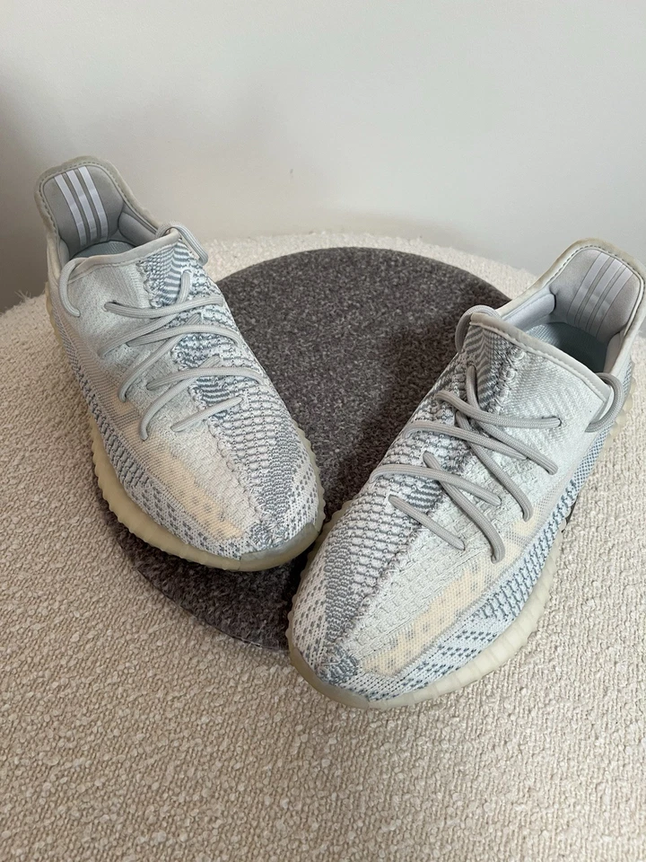 Adidas Yeezy Boost 350 V2, Foto 1 von 5