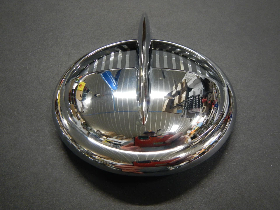 51 52 Buick Roadmaster Guardabarros Ojo de buey delantero Juego completo 8 1951 1952 Foto 3 de 4