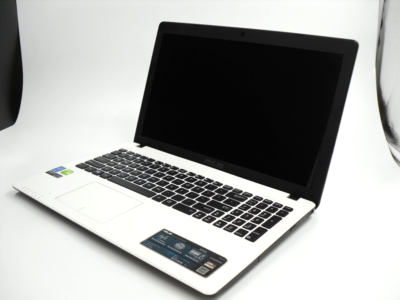 ASUS LAPTOP WINDOWS 10 CELERON WEBCAM 4GB RAM 1TB SSHD HDMI