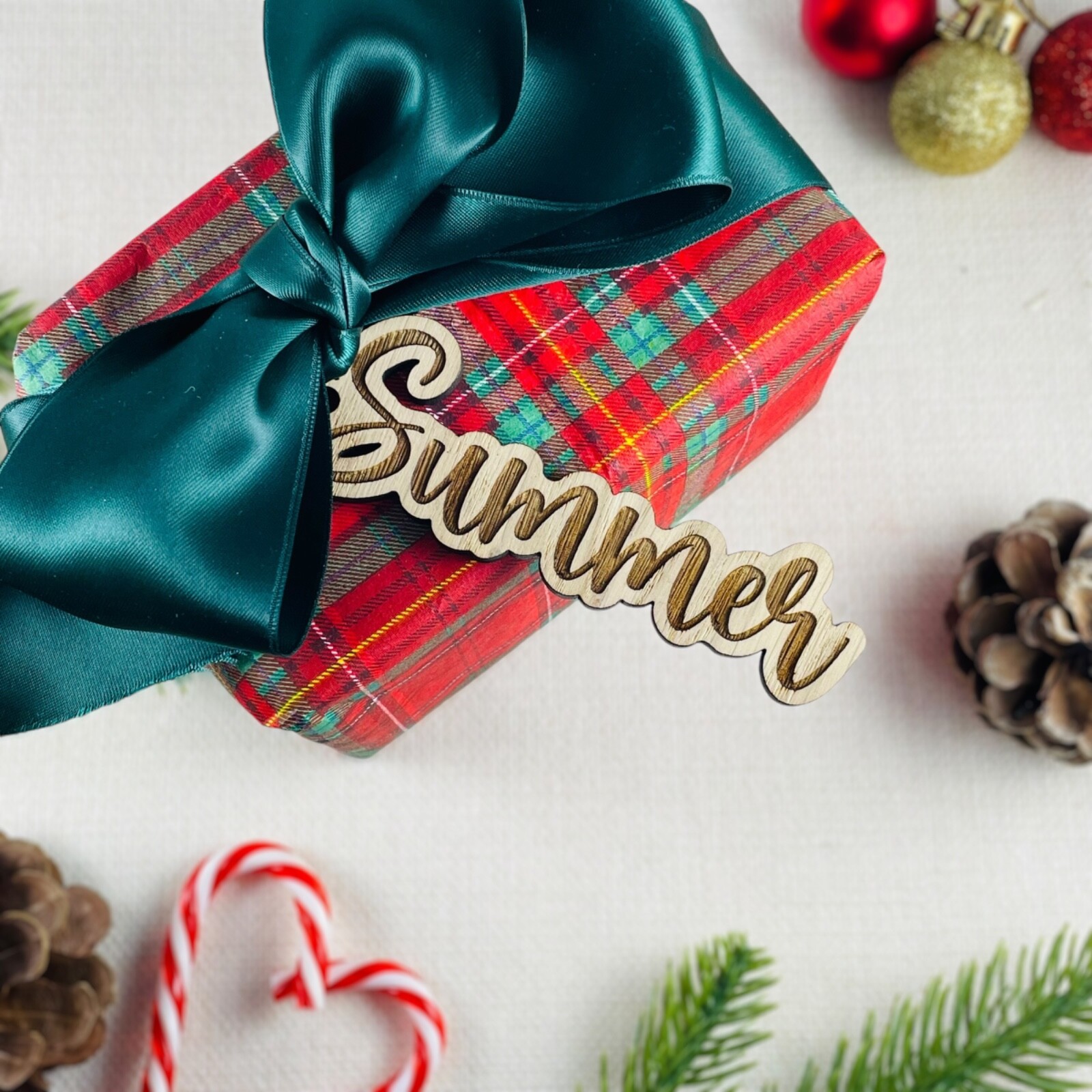 Personalised Oak Wood Luxury Name Gift Tag - Add any name!