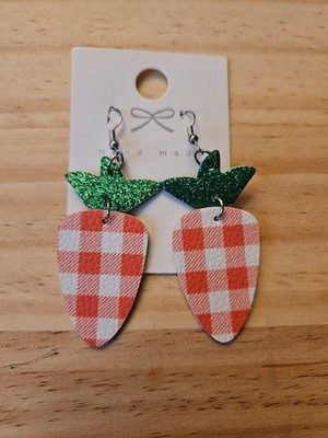 EASTER PLAID CARROTS WITH GLITTER TOPS PU LEATHER DOUBLE SIDED FISHHOOK EARRINGS