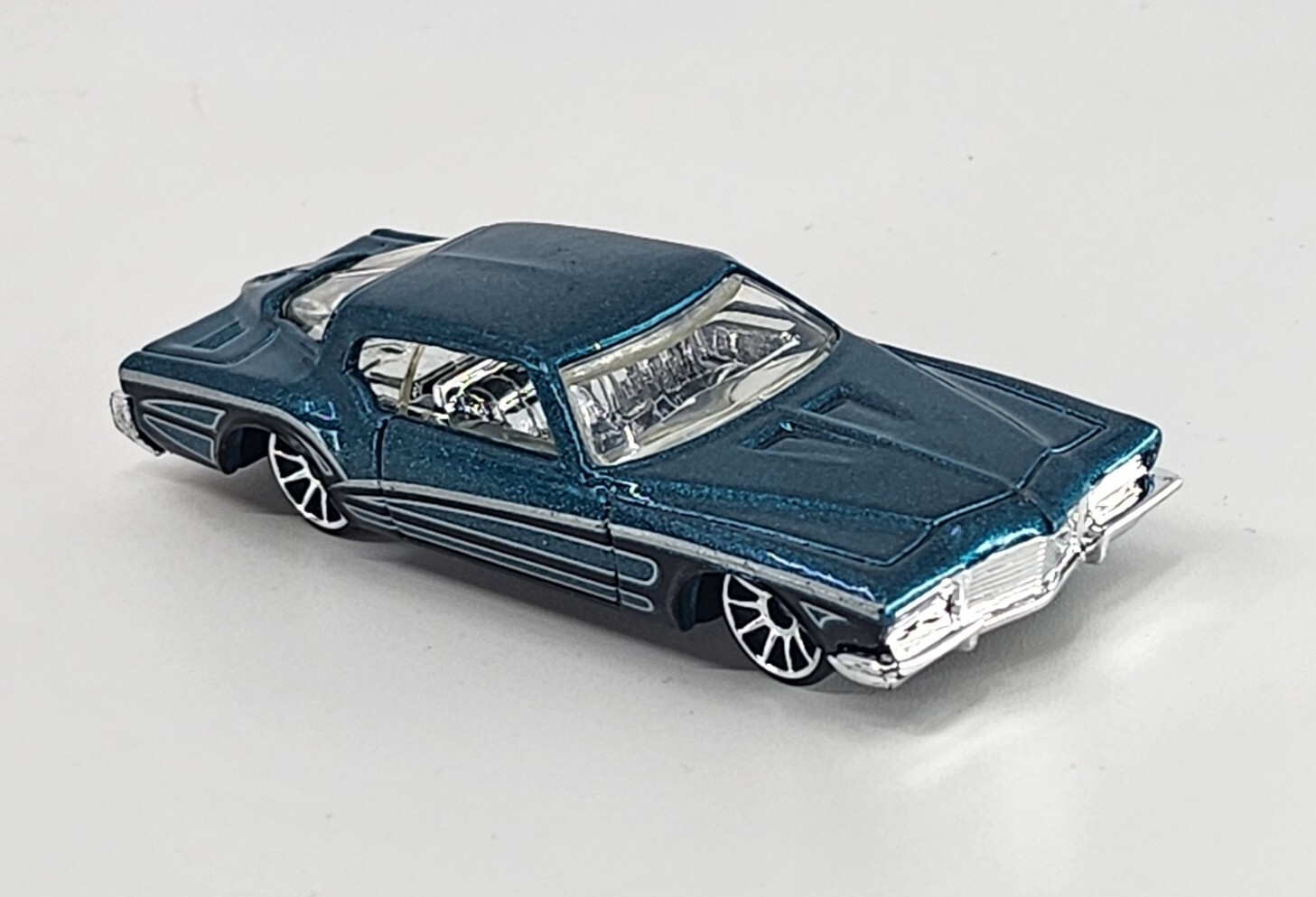 1971 Buick Riviera™ Hot Wheels 2005 First Editions REALISTIX™ 7/20 Loose