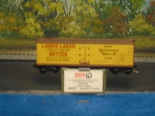 MICRO-TRAINS N SCALE  #49470 40' DBL. SHEATHED WOOD BOX CAR SGL. DOOR URTC 10134