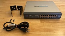 Linksys 10/100 16-Port VPN Router RV016 w/Power Cord