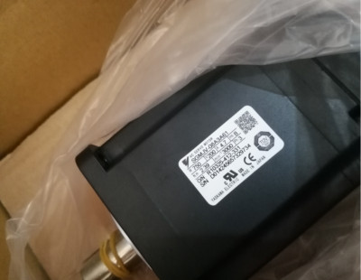 1PC YASKAWA SGMJV-08A3A61 SGMJV08A3A61 Servo Motors New Expedited Shipping