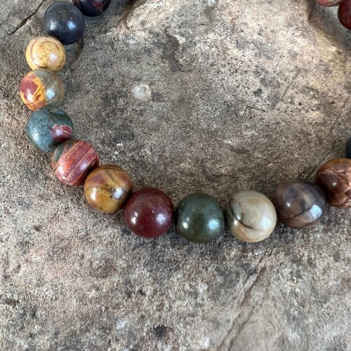 Bracciale Yoga Elastico Reiki Cristallo Guarigione Diaspro Rosso Naturale 8mm Perline - Foto 3 di 5