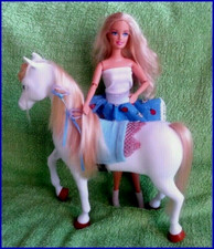 BARBIE PFERD "BARBIE LOVES HERE HORSE & PUPPE SET" Schimmel MATTELPFERD 2013