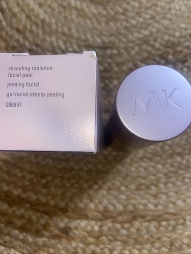 Mary Kay Timewise Repair Revealing Radiance Facial Peel Size 1.7 oz Pump NIB - Picture 3 of 3