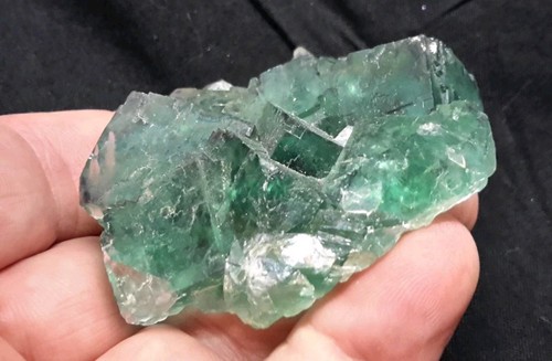 2.5" FLUORITE from Quanzhou, Fujian Province, China. FLUORESCENT - Imagen 7 de 12