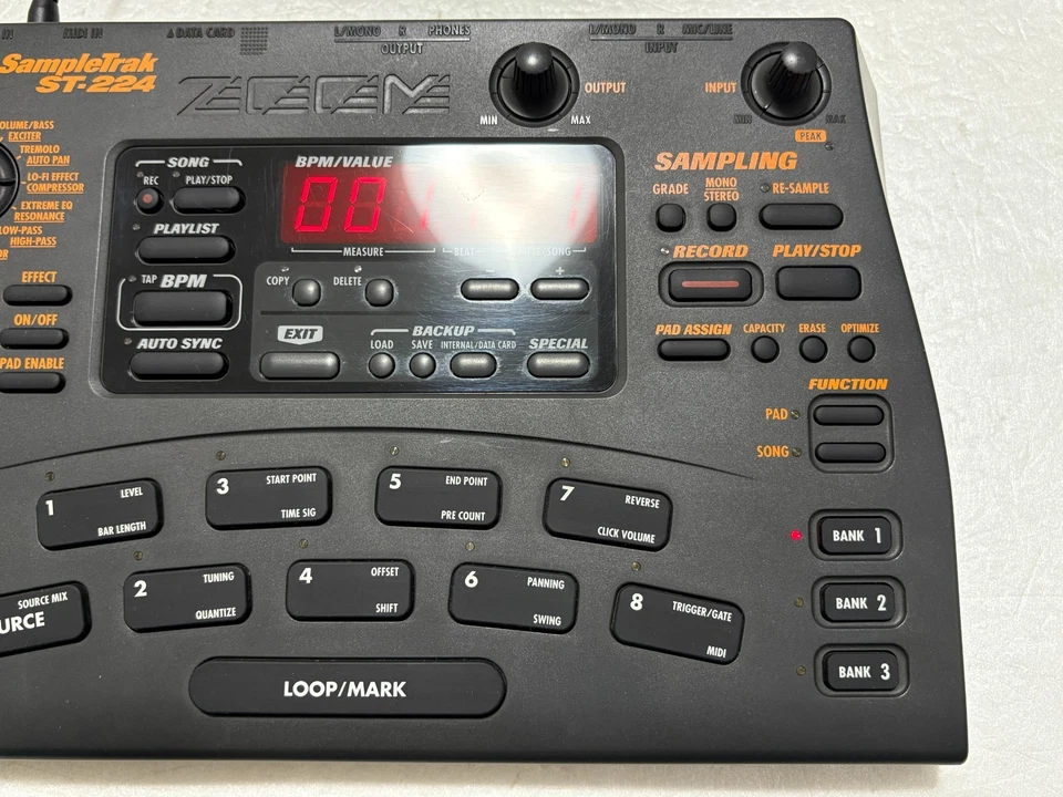 Zoom ST-224 SampleTrak Sampler with Adapter Used from Japan - Image 4 of 4