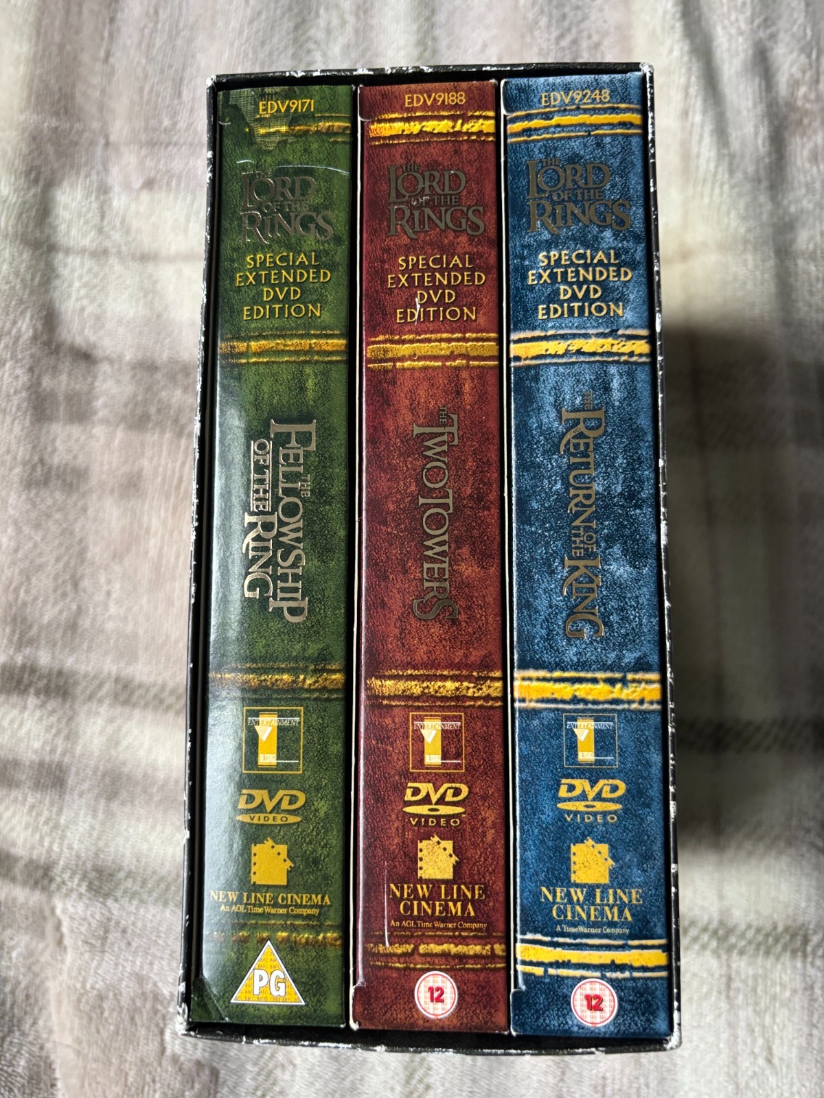 THE LORD OF THE RINGS SPECIAL EXTENDED DVD BOX SET  LOTR