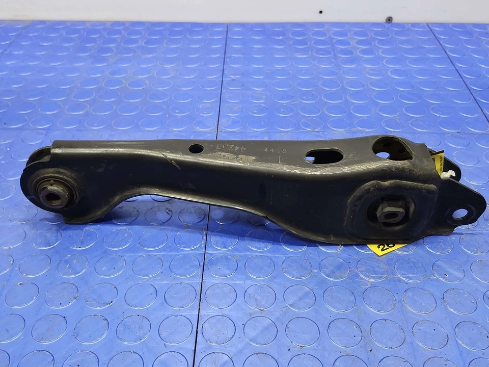 Nissan Pathfinder Infiniti QX60 braço de controle traseiro link inferior lado esquerdo do motorista fabricante de equipamento original - Imagem 2 de 4