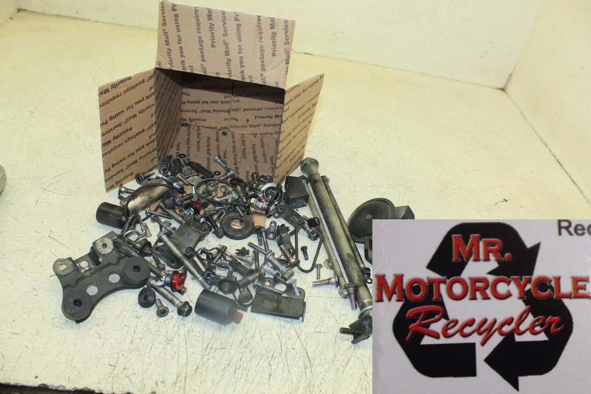 2001 KAWASAKI NINJA ZX6R OEM MISC. BOLTS SCREWS SMALL PARTS B37D