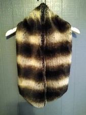 Ruby Ribbon - Faux Animal Fur Collar Shawl - Brown - One Size EUC (A)