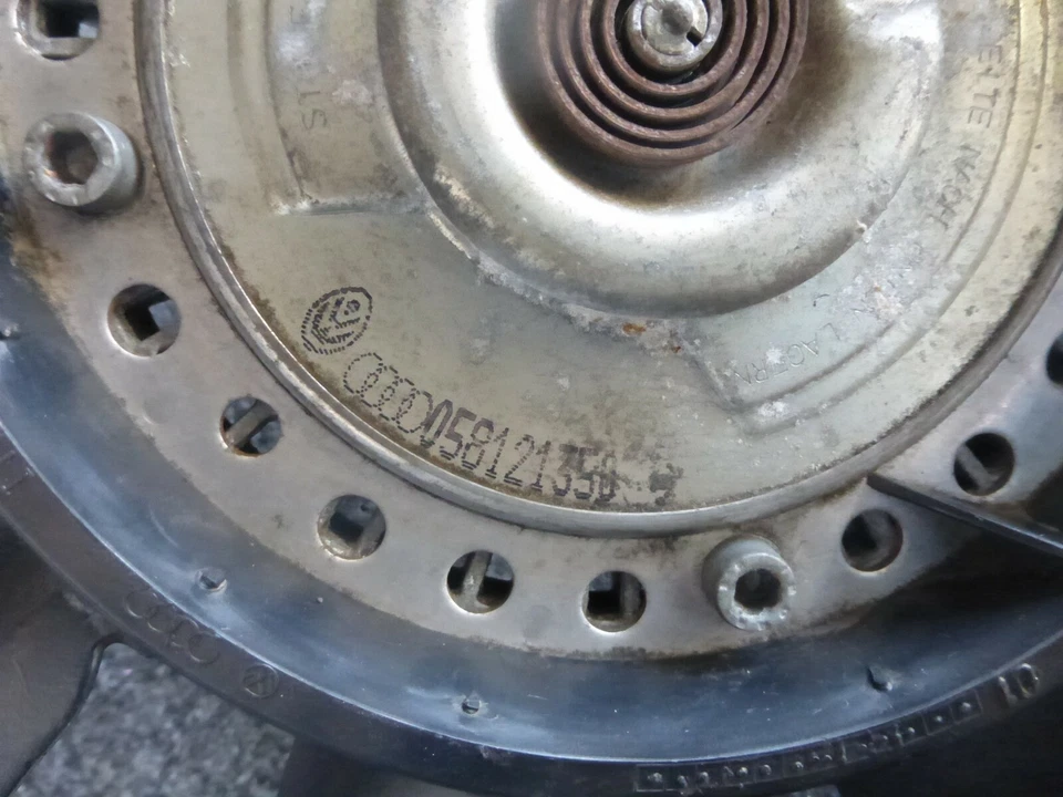 97 1998 98 99 00 - 04 05 Audi A4 Passat 1997 OEM embrague ventilador  Foto 2 de 4