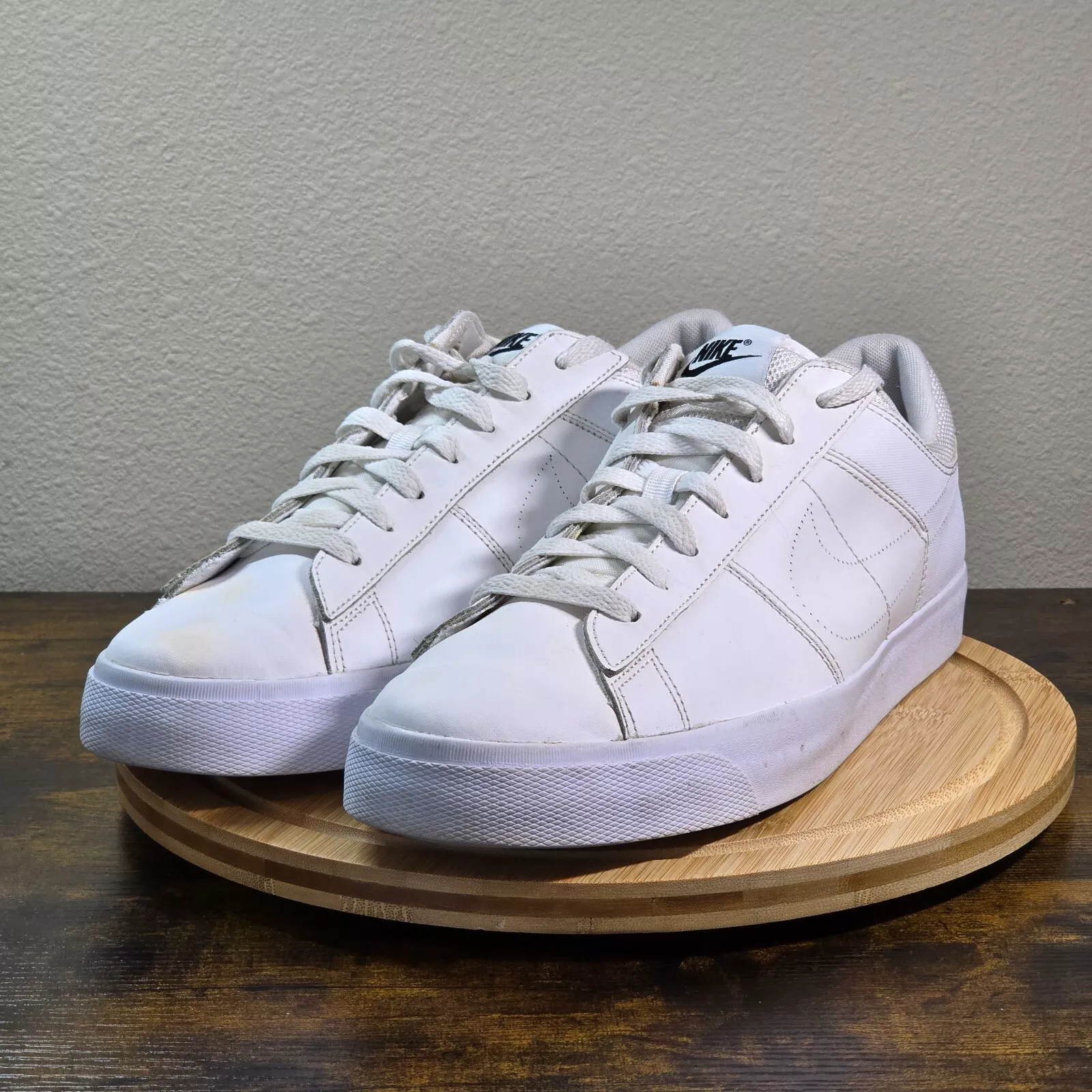 Chaussures homme Nike Match Supreme taille 12 cuir blanc