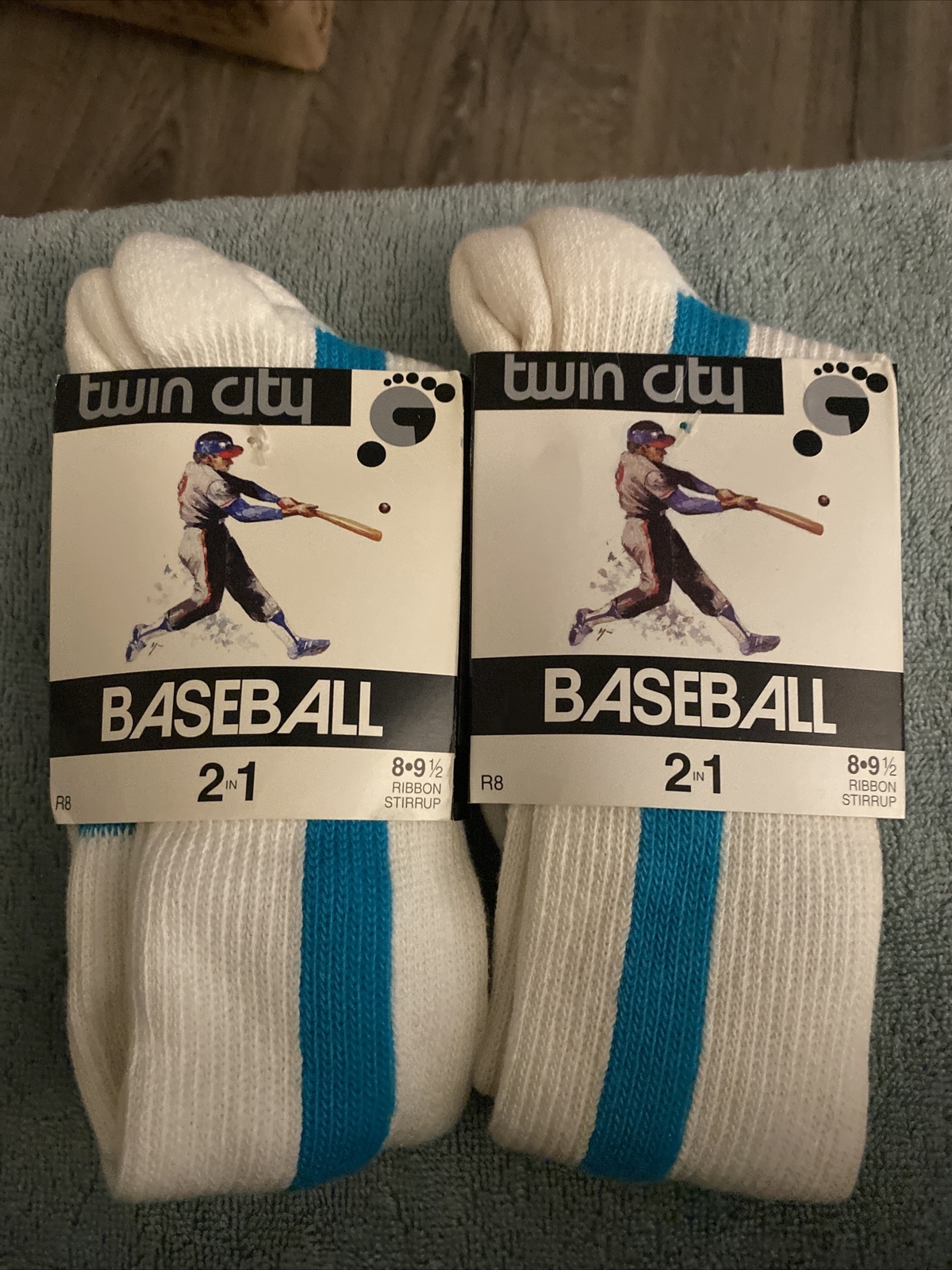 Paire De Chaussettes Baseball Stirrup Twin City's - Années 70 - Or Clair - NOS