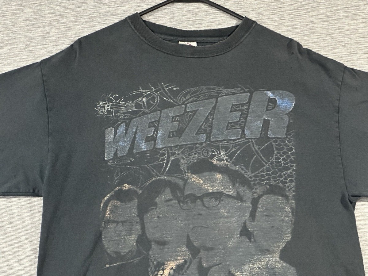 Weezer Make Believe Tour 2005 Shirt Large Black Distress Taking
