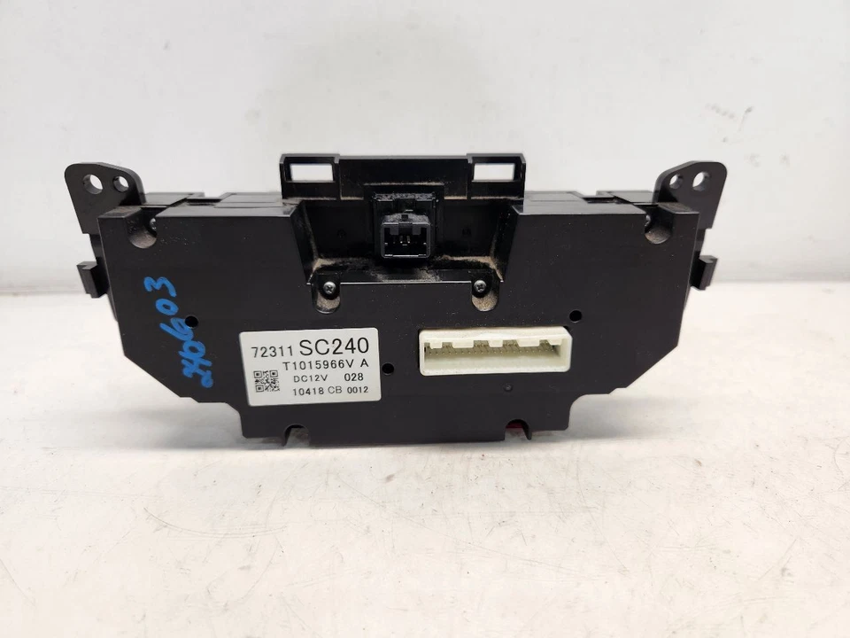 Subaru Impreza STi (turbo) 2011-14 control de temperatura - temperatura automática PN: 72311SC240 Foto 4 de 4