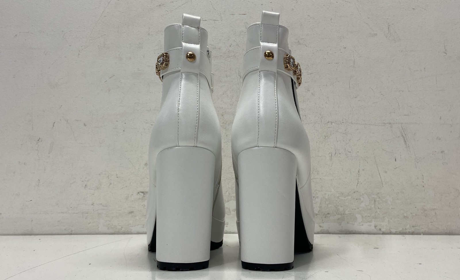 Juicy Couture White Leather Python Boots Women's … - image 3