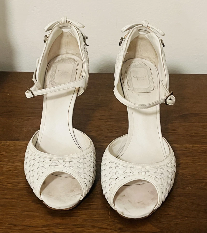 Tacones Christian Dior Foto 2 de 4