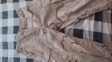 USGI Desert Camouflage Combat Trousers Medium Regular Button Fly 90s Ripstop