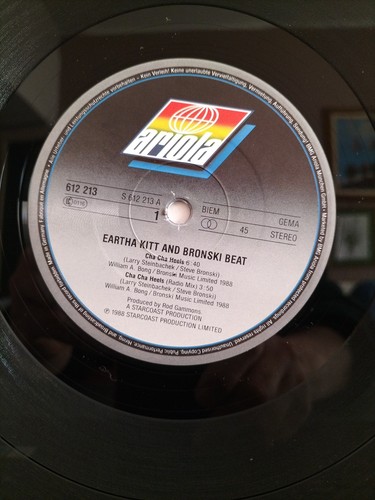 45 E.P. - Eartha Kitt & Bronski Beat - Cha Cha Heel 12" Maxi vinile import - Picture 8 of 11