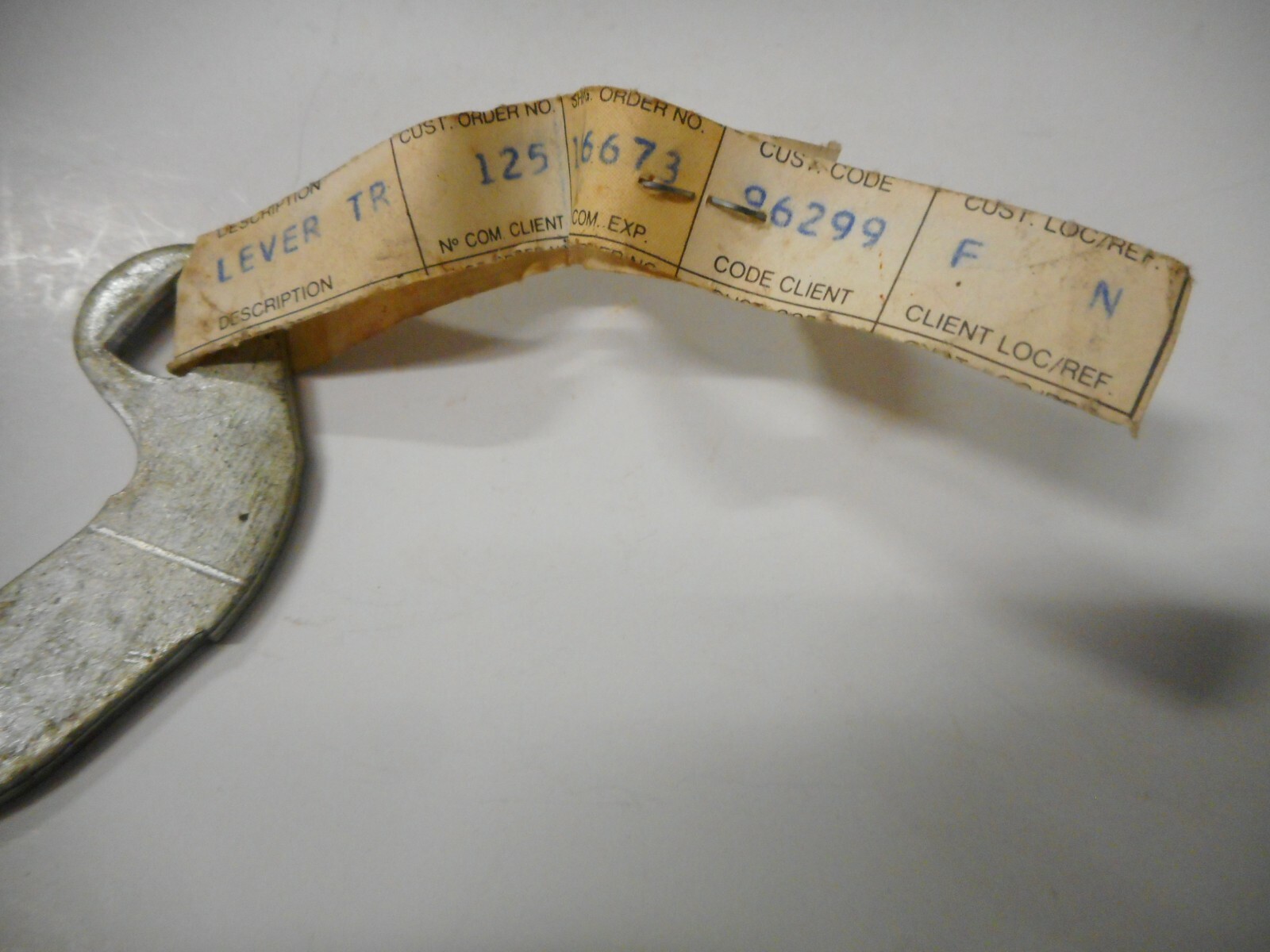 3952617 NOS 1970 - 1973 GM Power Glide Trans Throttle Valve 