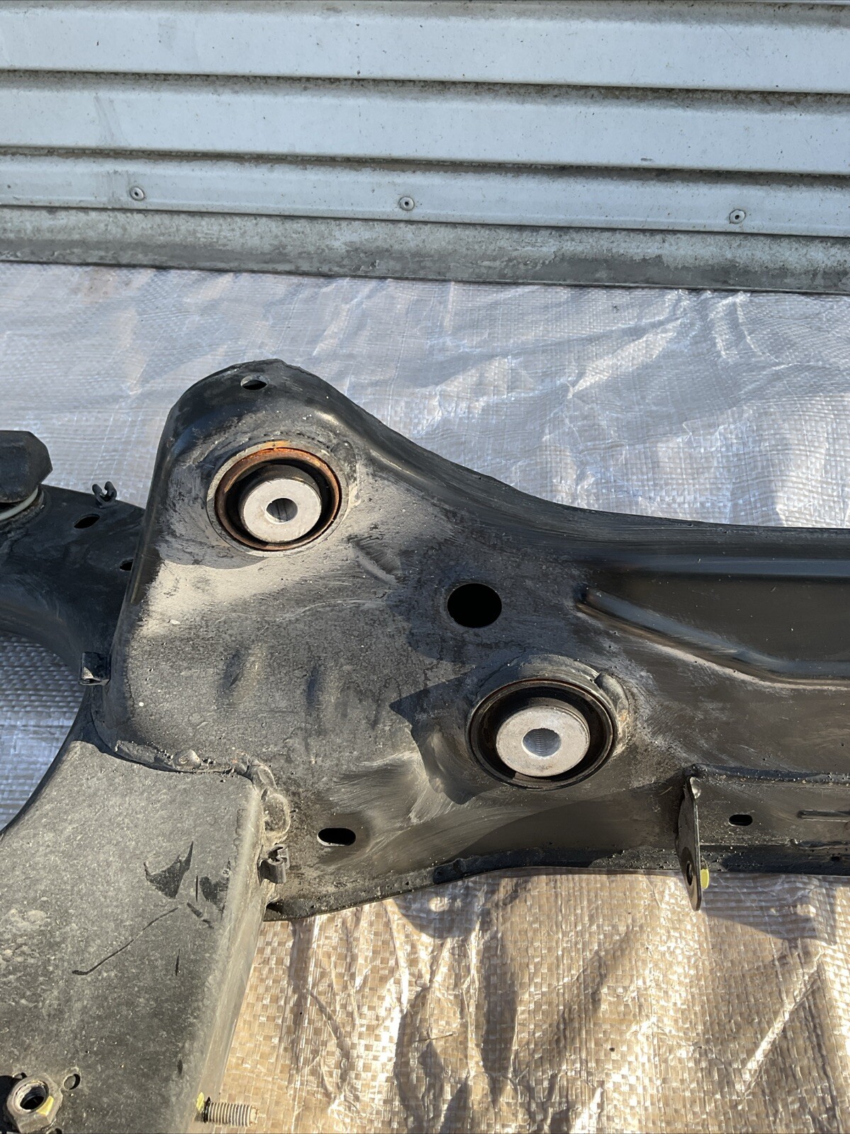 2014 - 2024 MASERATI QUATTROPORTE REAR SUBFRAME UNDERCARRIAGE OEM 06700075690