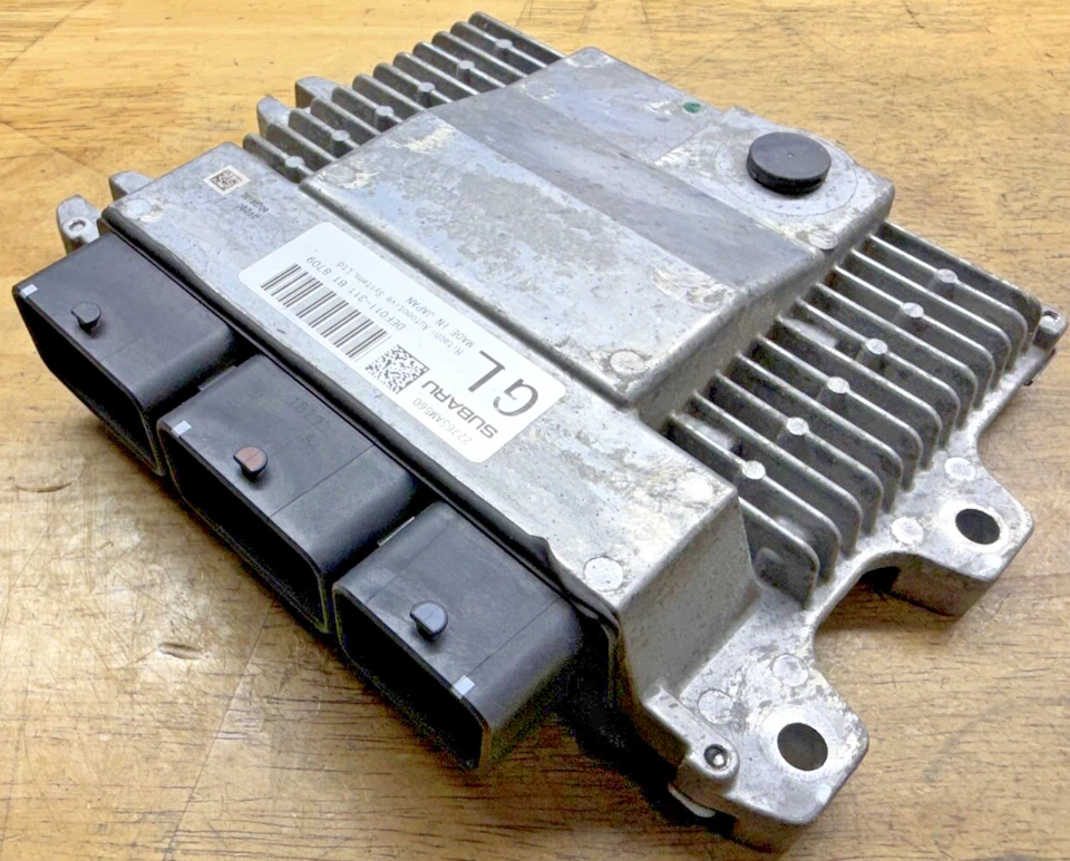 Subaru WRX 2019 2,0 L CVT ECM motor módulo de control informático PCM EGI 22765AM560 Foto 3 de 4