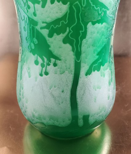 CAMEO Glass VASE, NOEL 71 Christmas Theme SIGNED Duprat Excellent Condition - Picture 4 of 7