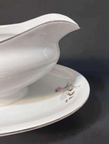 Vintage Royal Duchess Gravy Sauce Boat Floral Attached Underplate Mountain Bell - Picture 10 of 18